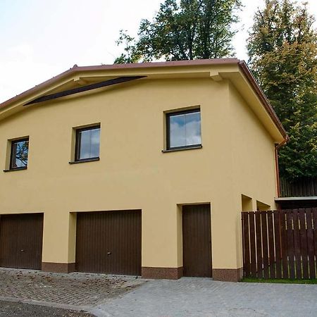 Apartmany Nad Parkem 布劳莫夫 外观 照片