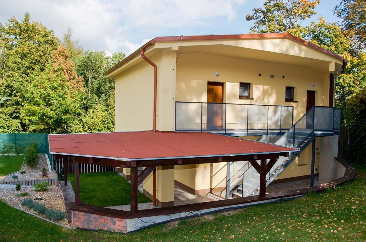 Apartmany Nad Parkem 布劳莫夫 外观 照片